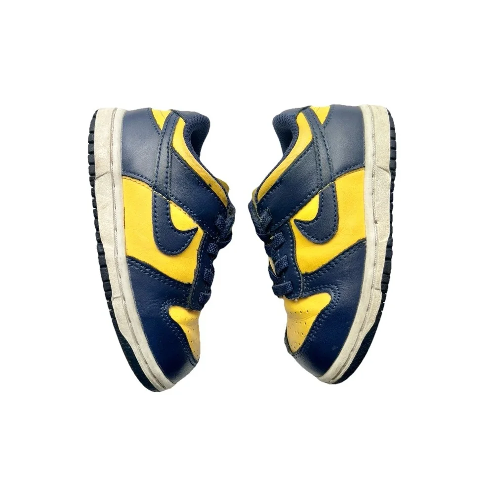 Nike Swoosh Sneakers 8C Age 3-4 Shoe Athletic Footwear Baby Clothing Accessory
